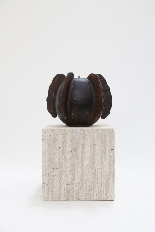 Metal Effect Anenome Vase